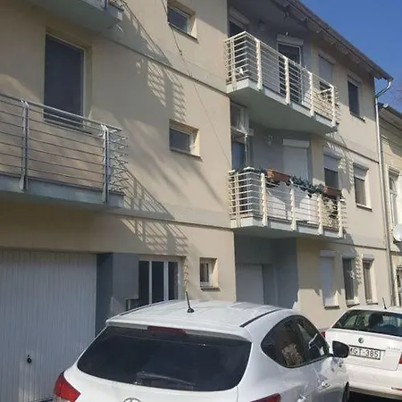 Kristaly Apartment Szegedin